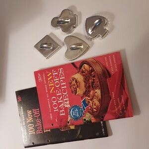 Vintage Cookie Cutters Deck of Cards theme plus cookbooks